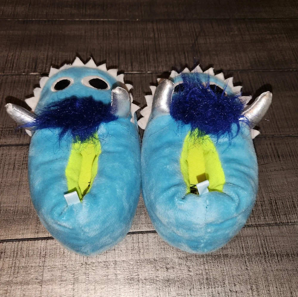 Magellan Outdoors fun blue
